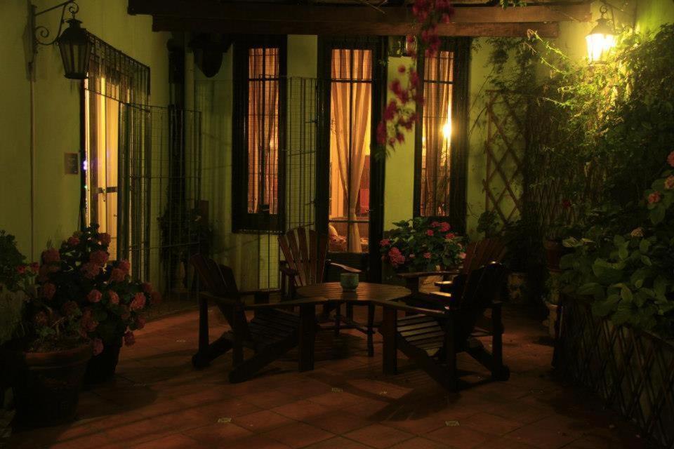 Ukelele Hostel Монтевидео Экстерьер фото