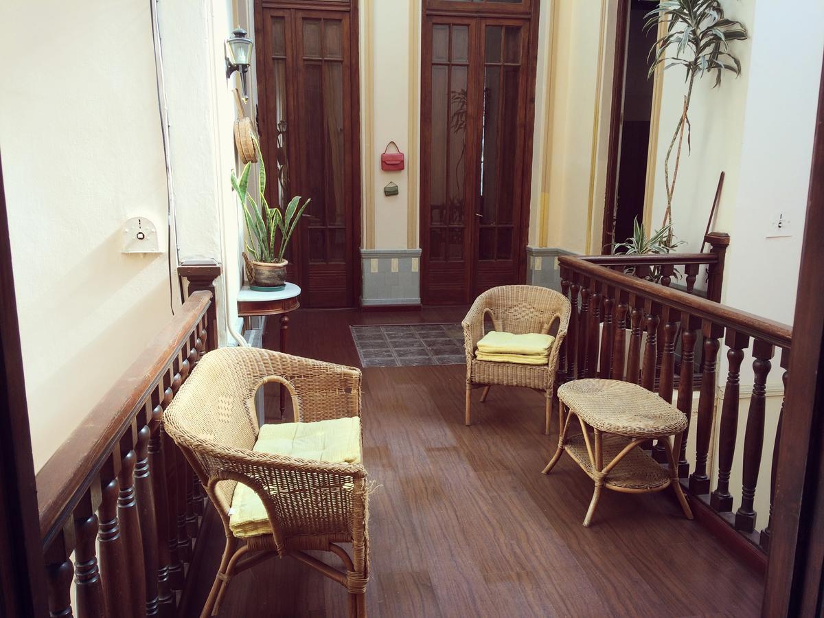 Ukelele Hostel Монтевидео Экстерьер фото