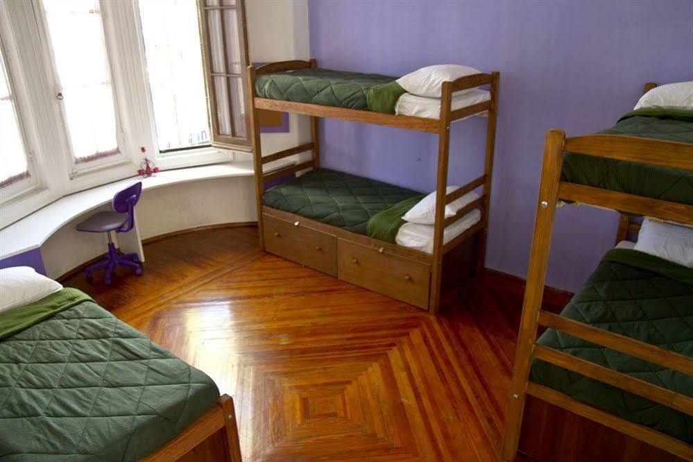 Ukelele Hostel Монтевидео Экстерьер фото